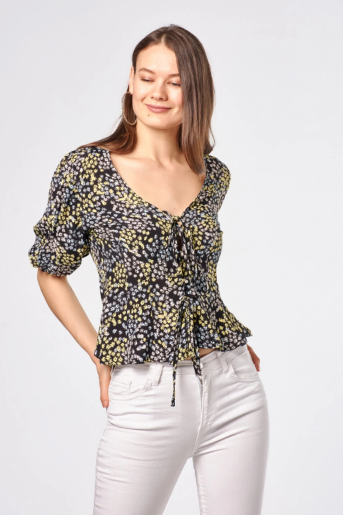Çiçek Desenli Balon Kol Degaje Yaka Bluz