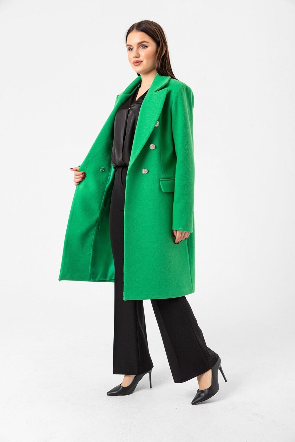 Düğmeli Kaşe Uzun Kaban