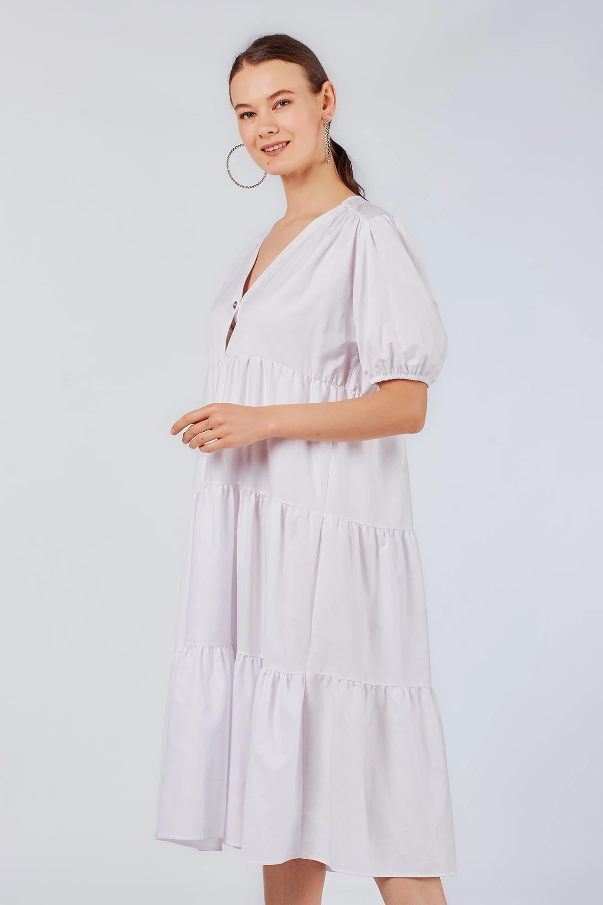 V Yaka Beyaz Midi Boy Elbise