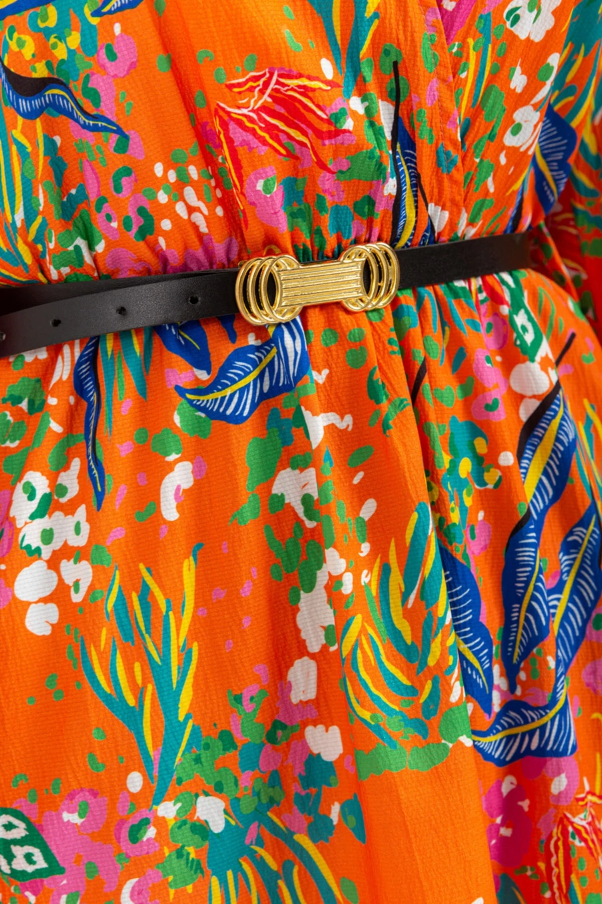 Desenli Kemerli Elbise