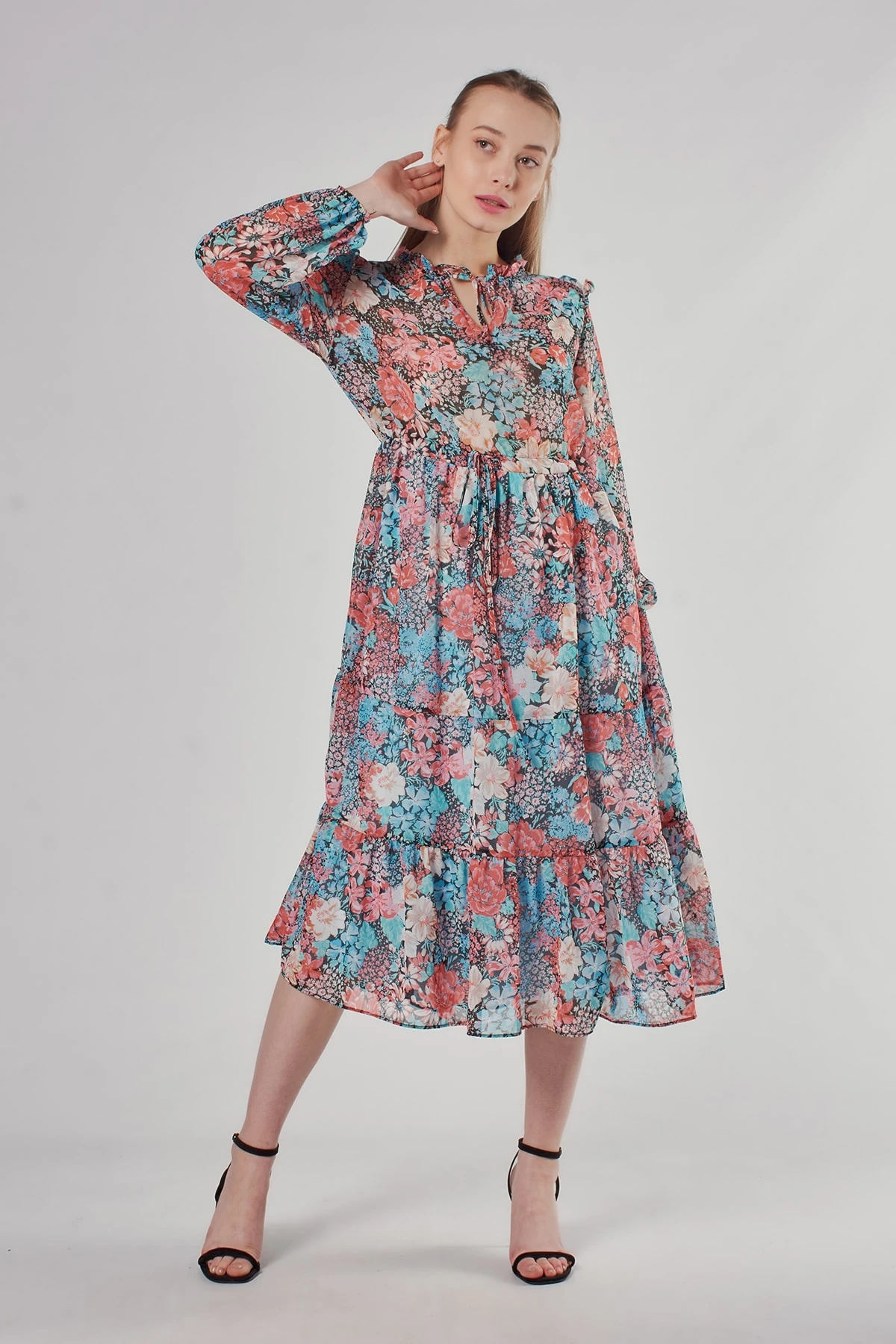 Kadın Mavi Çiçek Desenli Elbise