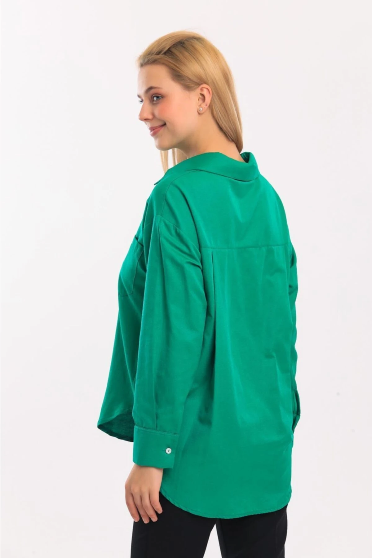 Cep Detaylı Gömlek