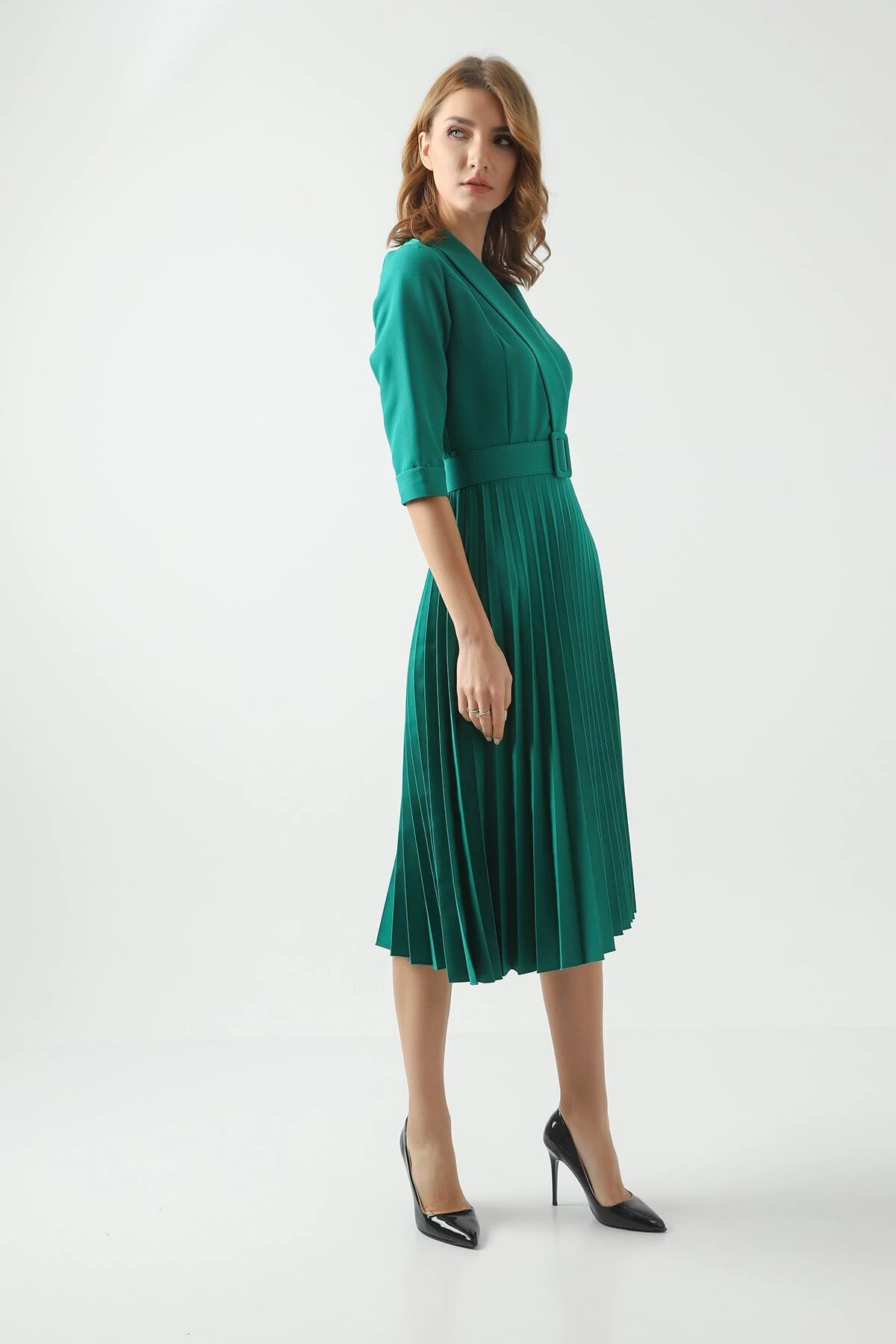 Kruvaze Yakalı Truvakar Kol Yeşil Kloş Elbise