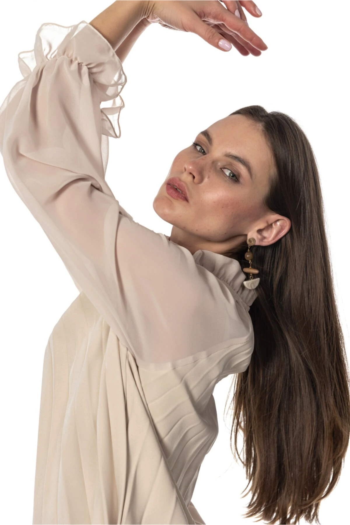 Uzun Kol Piliseli Halter Yaka Bej Mini Elbise