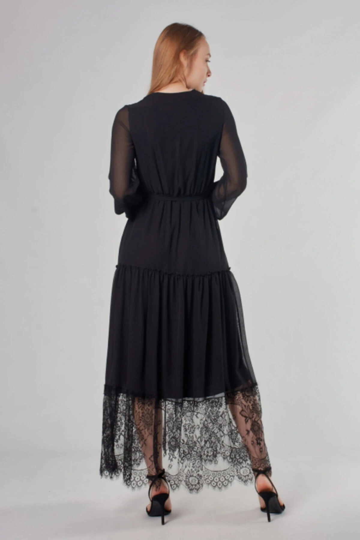 Dantelli Uzun Kruvaze Yaka Siyah Anvelop Elbise