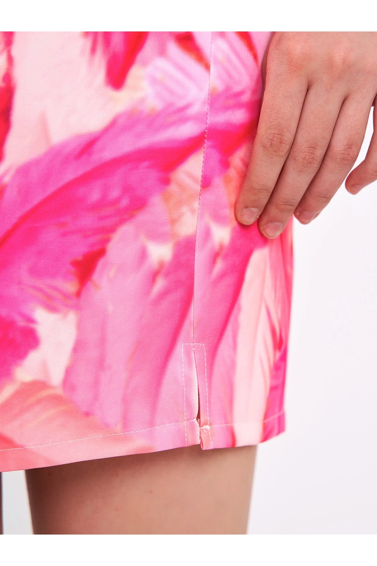 Pembe Tüy Desenli Limited Edition Etek