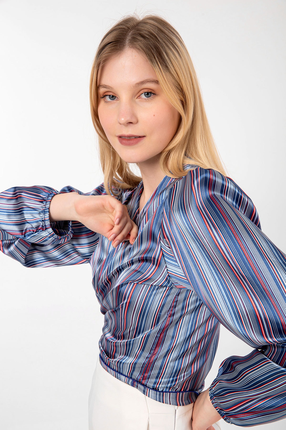 Önden Baglamalı Bluz