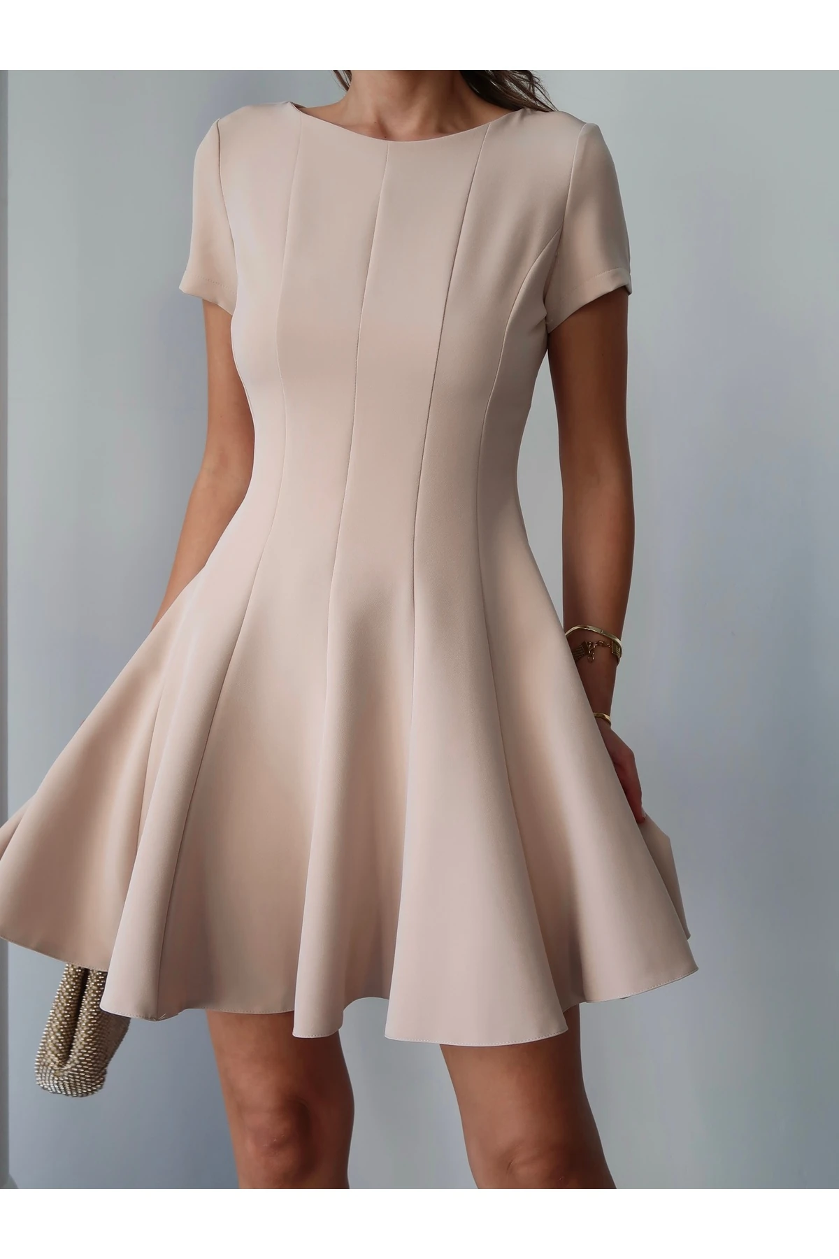 Yarım Kol Volanlı Elbise