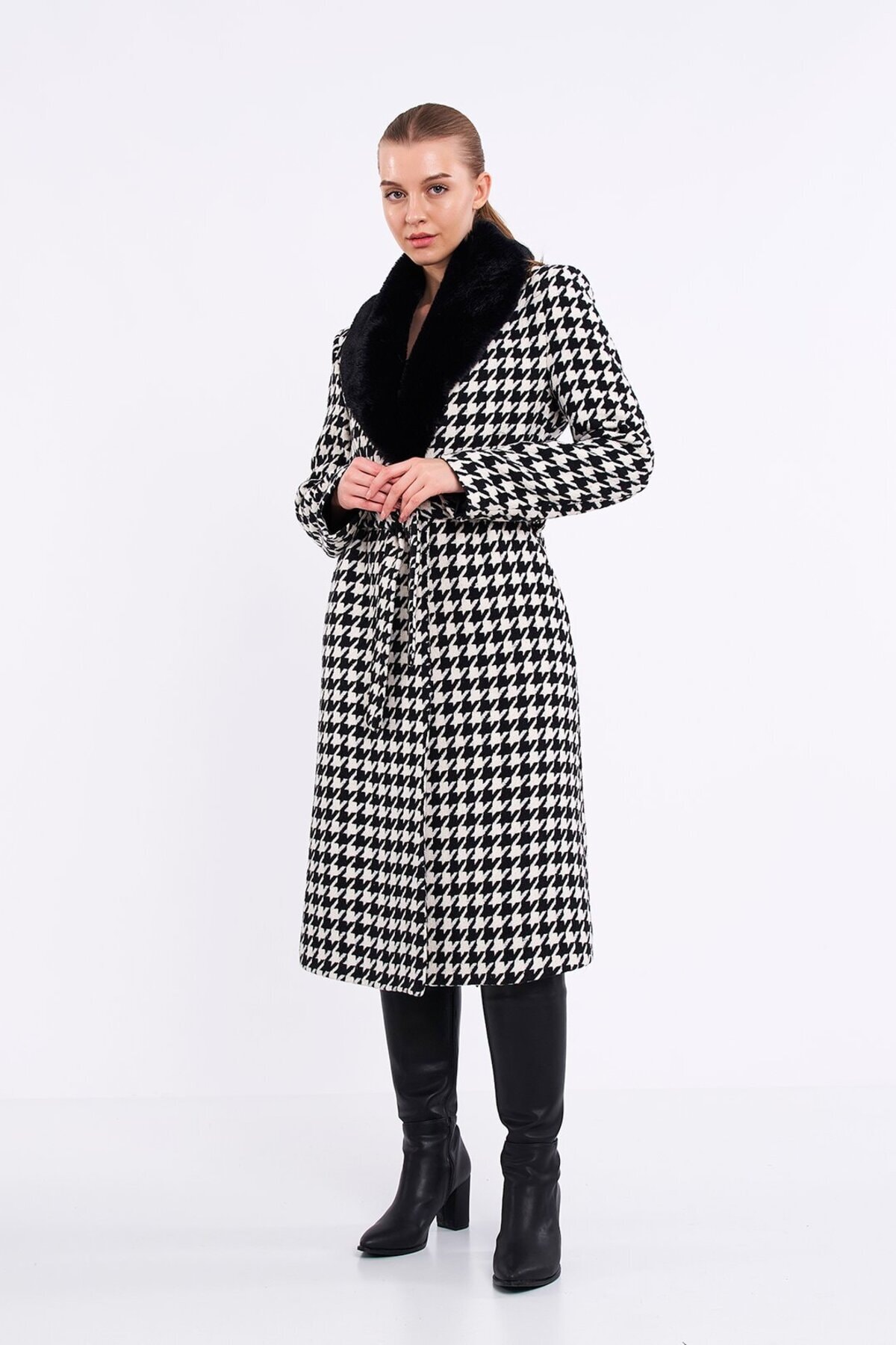 Kürklü Kaşe Kaban