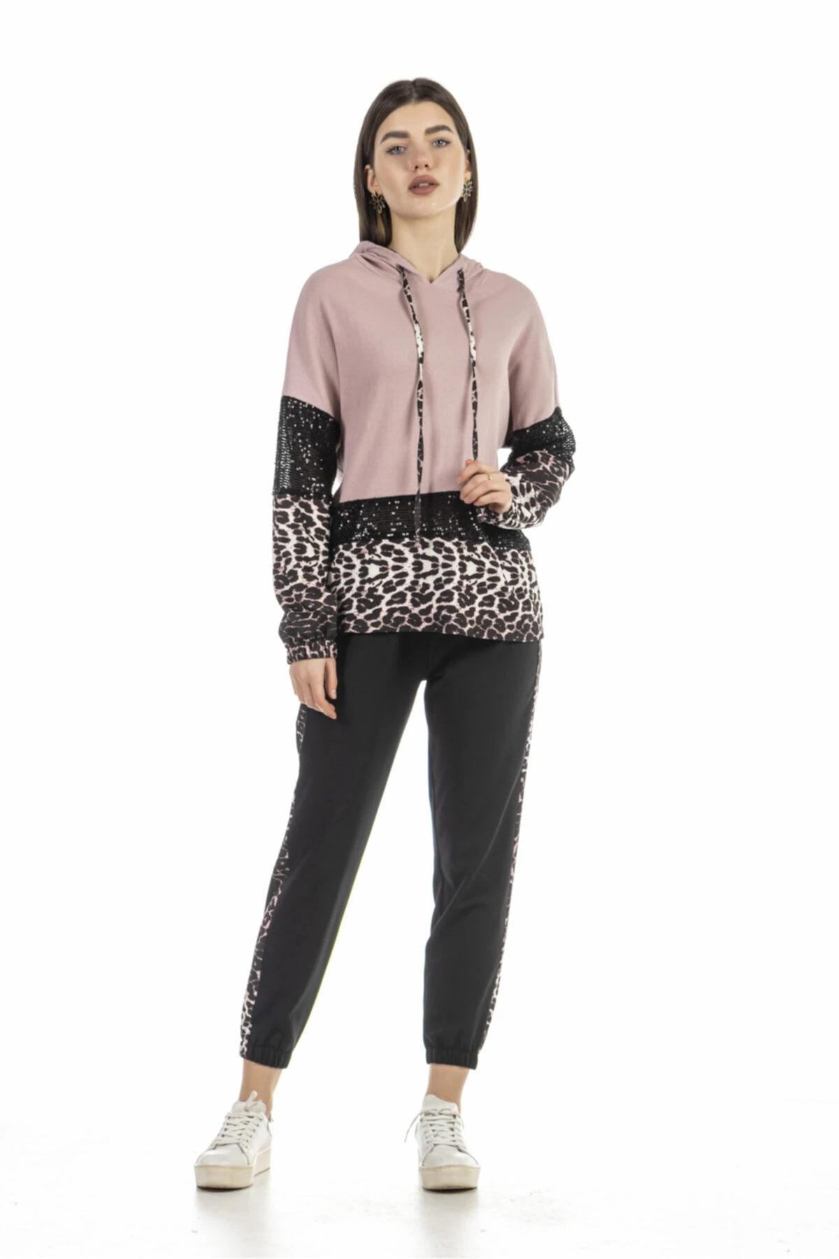 Desenli Payetli Takım