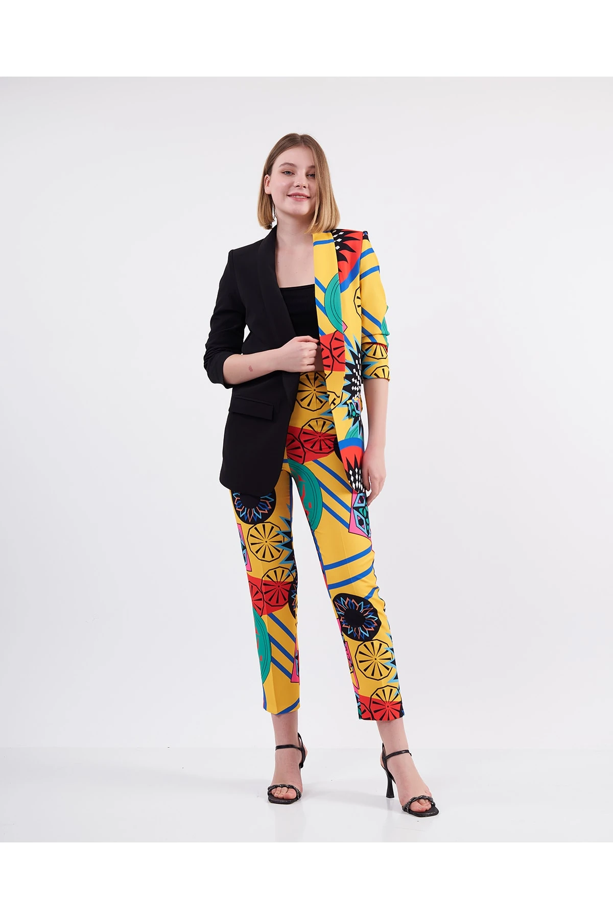 DESENLİ SARI SİYAH CEKET