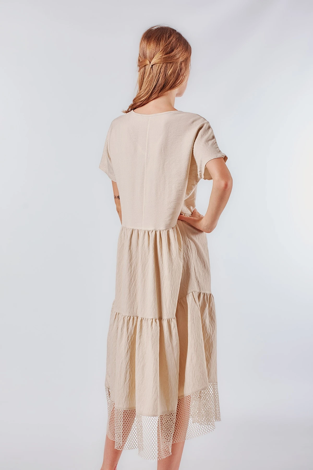 Cepli Fırfır Bej Elbise