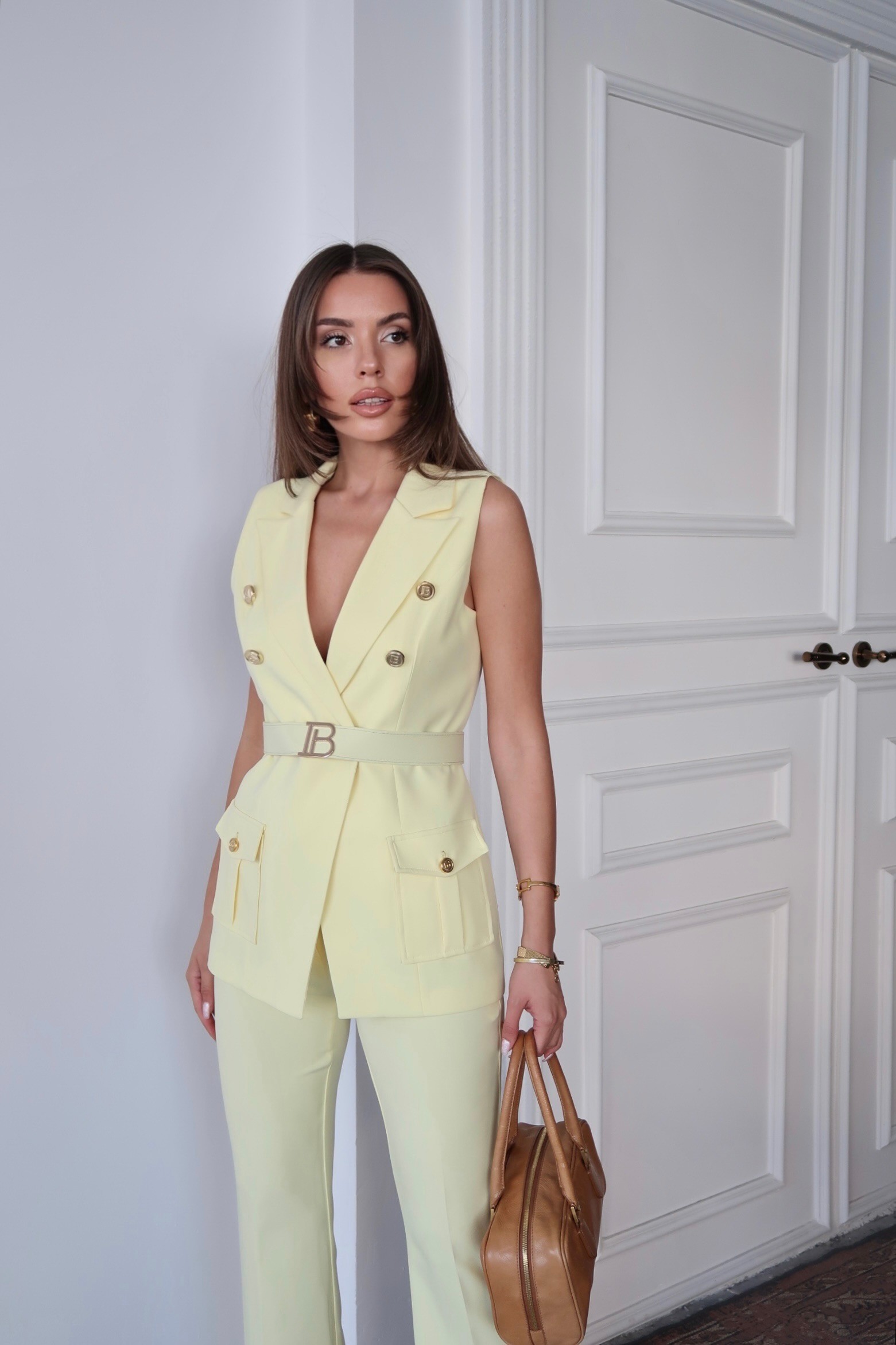 Valoria Gold Kemer Detaylı Takım Sarı