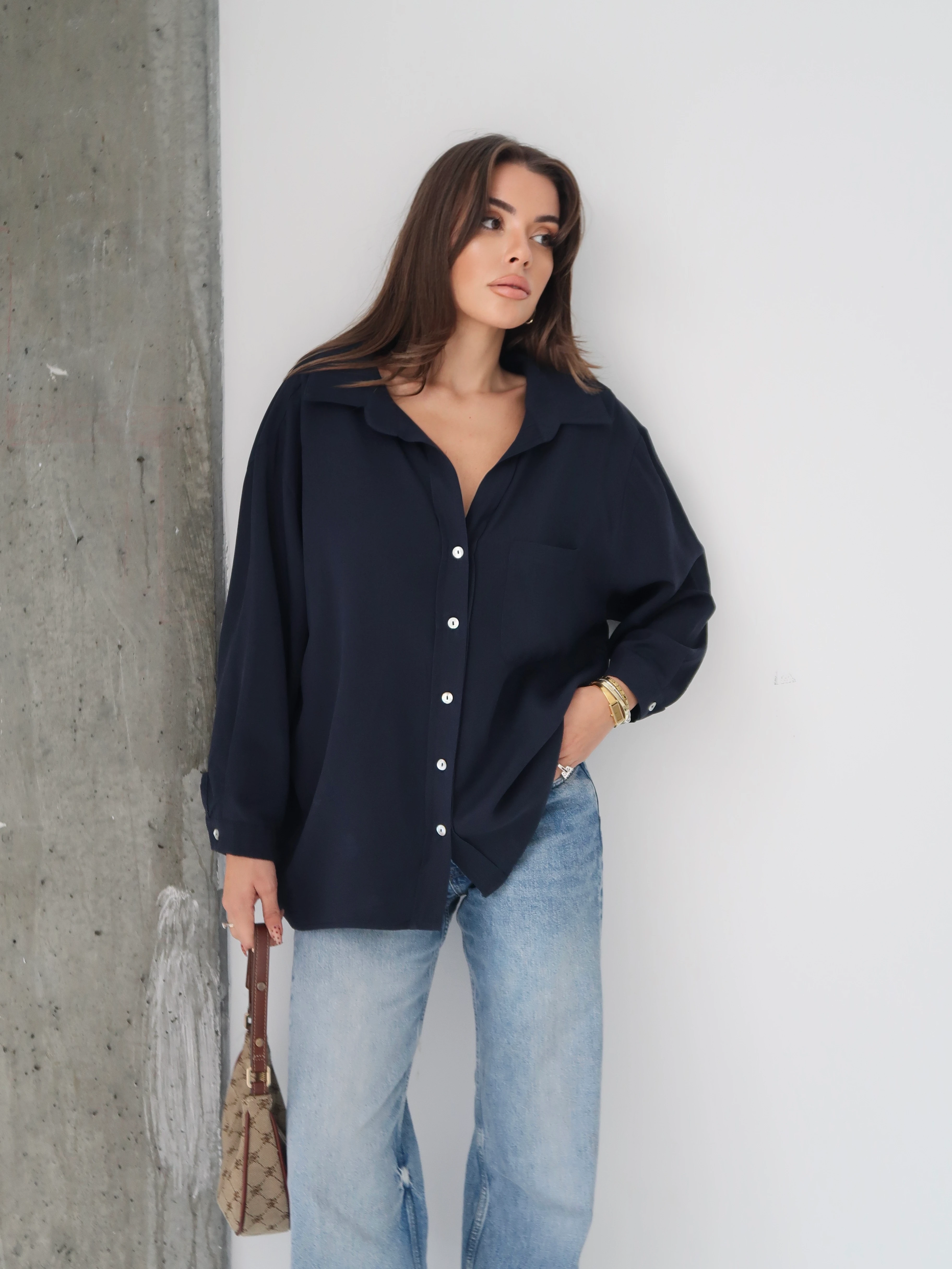Linda Lacivert Gömlek