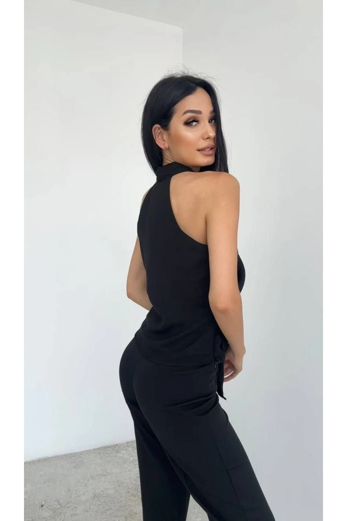 Keten Görünümlü Kolsuz Bluz