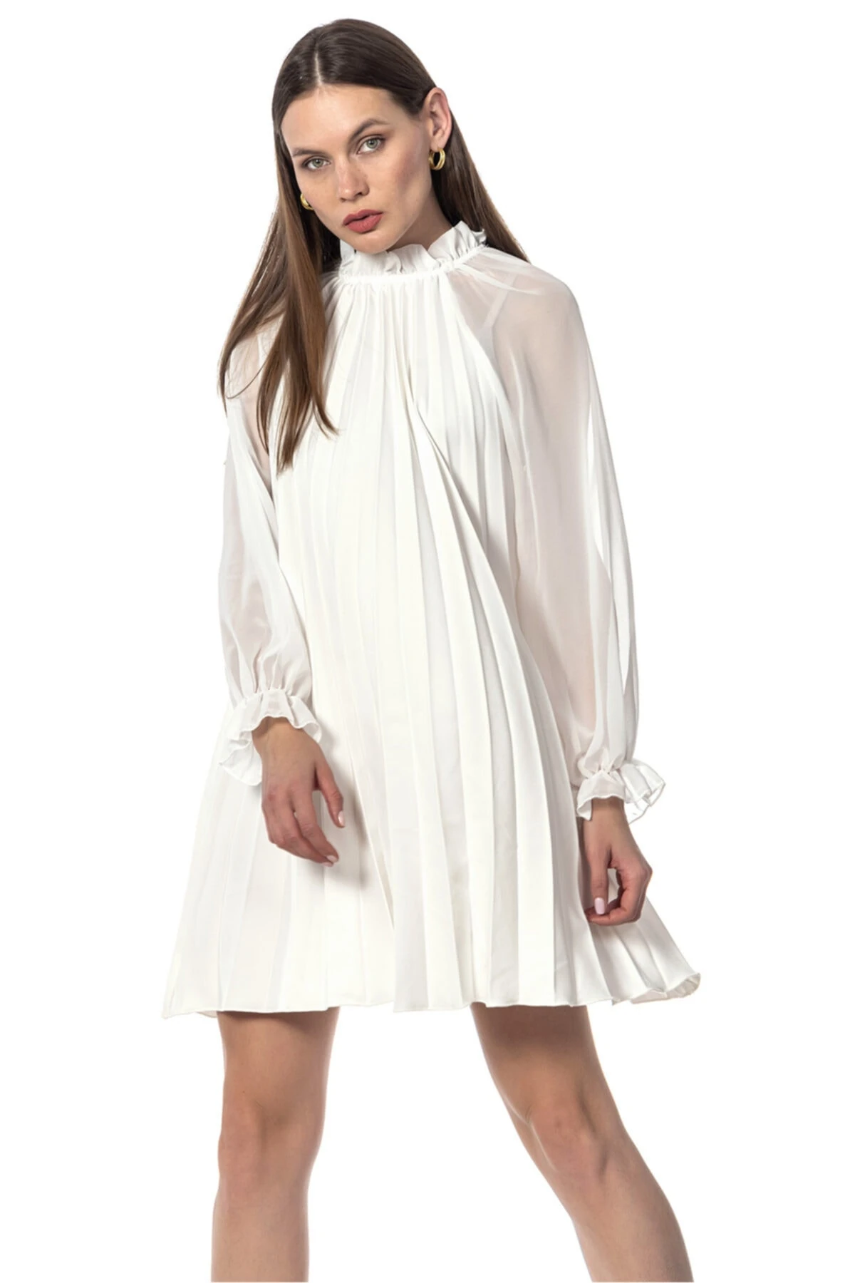 Piliseli Beyaz Mini Elbise
