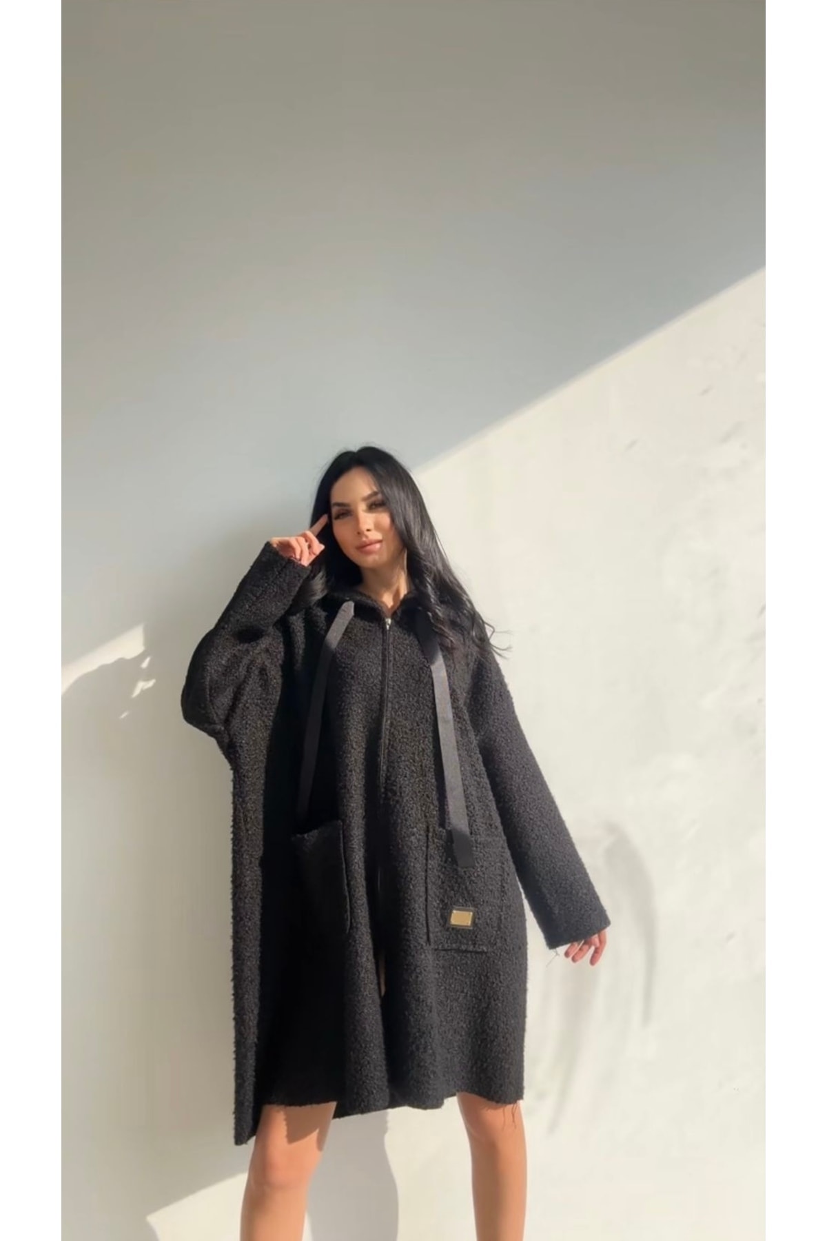 Kapüşonlu Cepli Astarsız Hafif Buklet Oversize Kaban