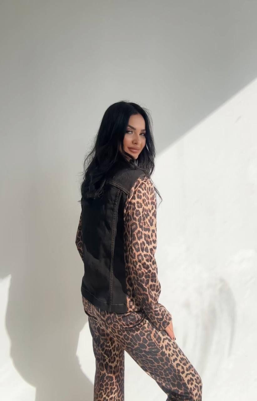 Leopar Detaylı Kot Ceket
