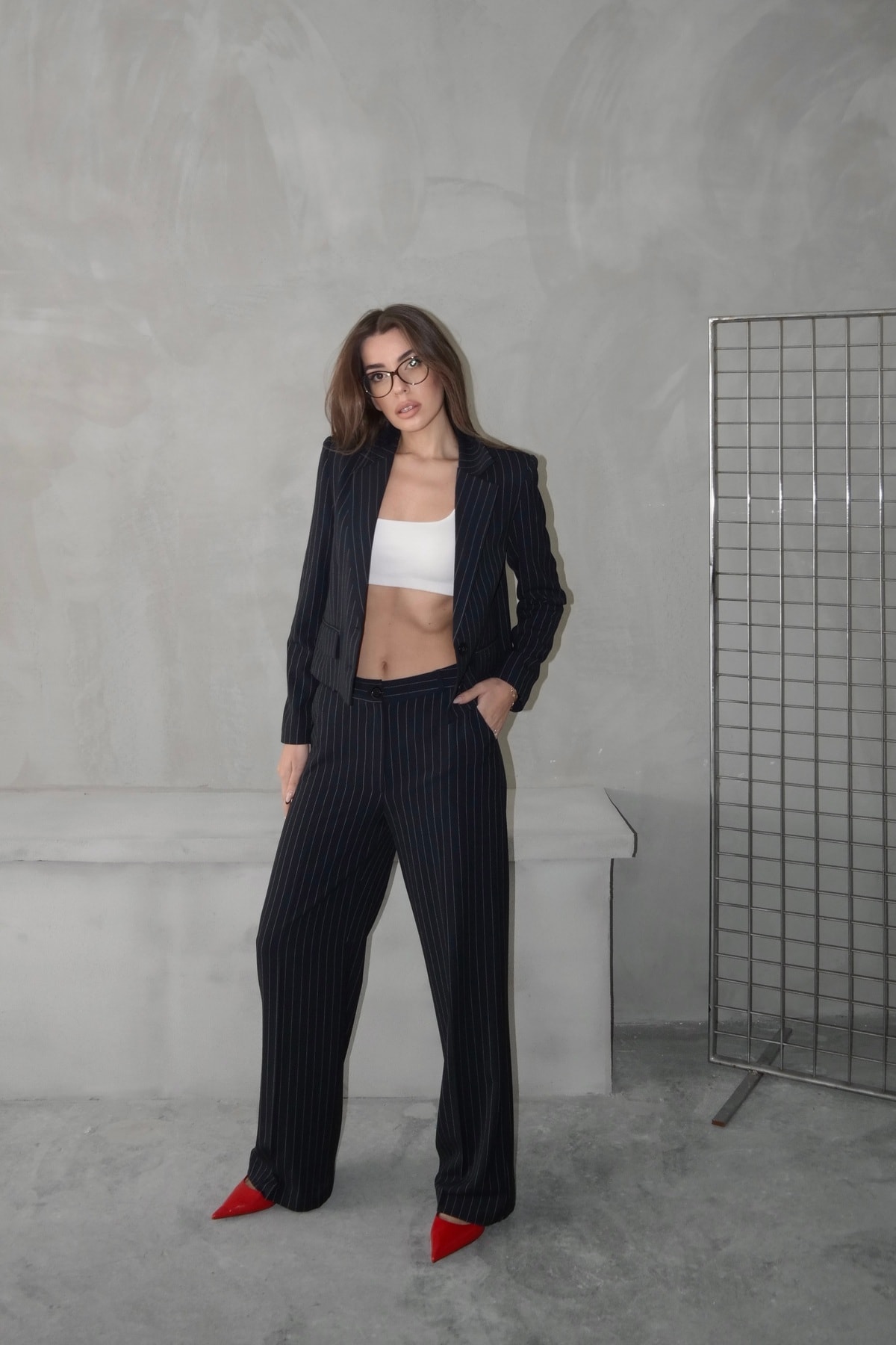 Kadın Palazzo Pantolon Düğmeli ve Crop Ceket İkili Çizgili Takım