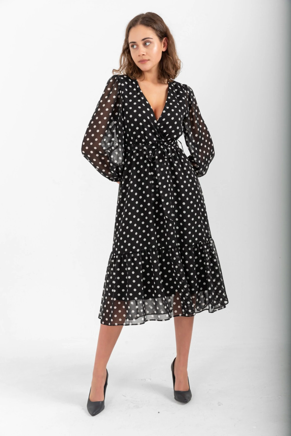 Puantiye Desenli Şifon Elbise