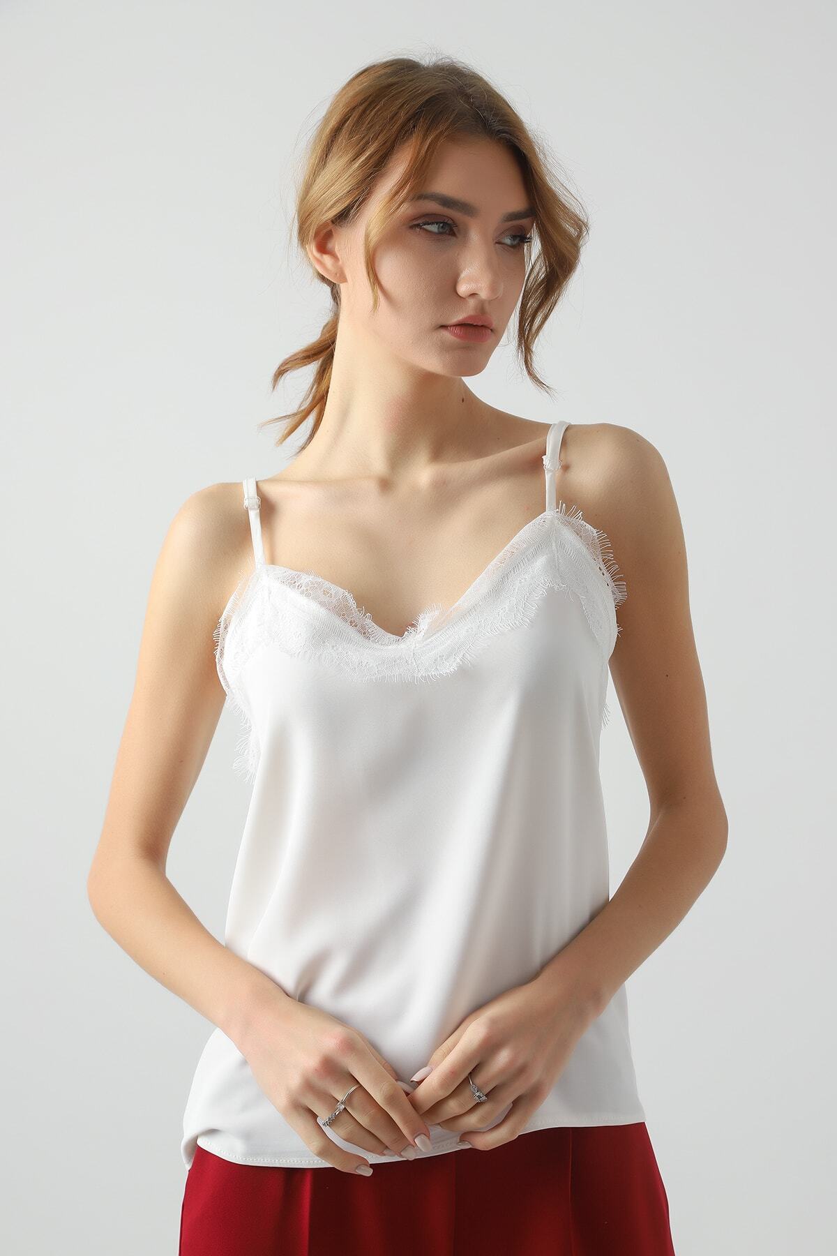 Kadın Ekru Askılı Dantelli Bluz