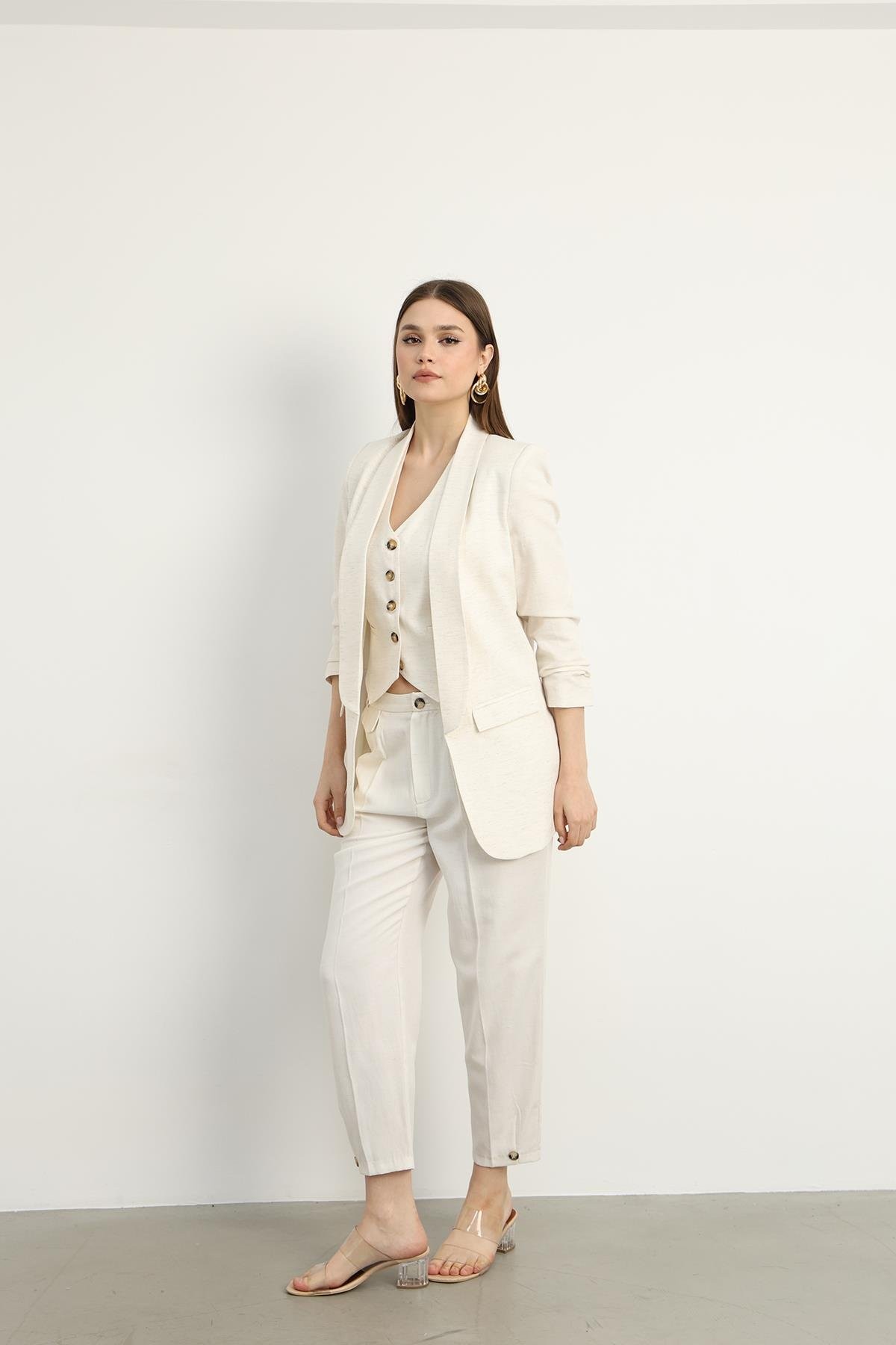 Detaylı Ekru Blazer Ceket