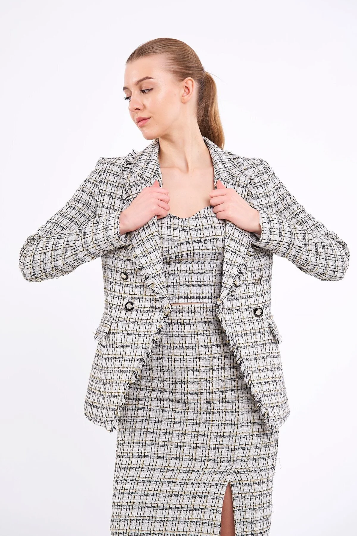 Ekose Simli Ekru Blazer Ceket