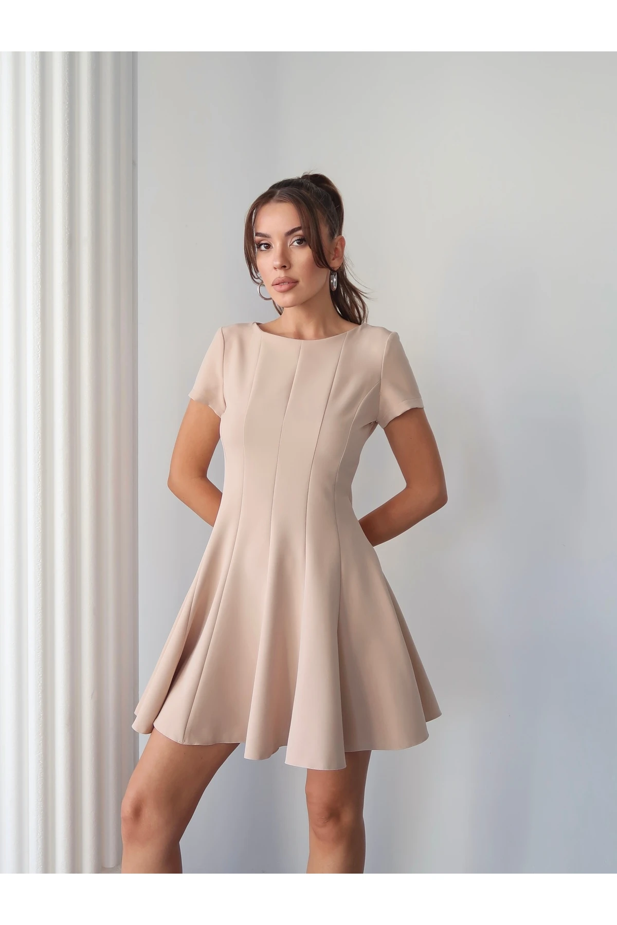 Yarım Kol Volanlı Elbise