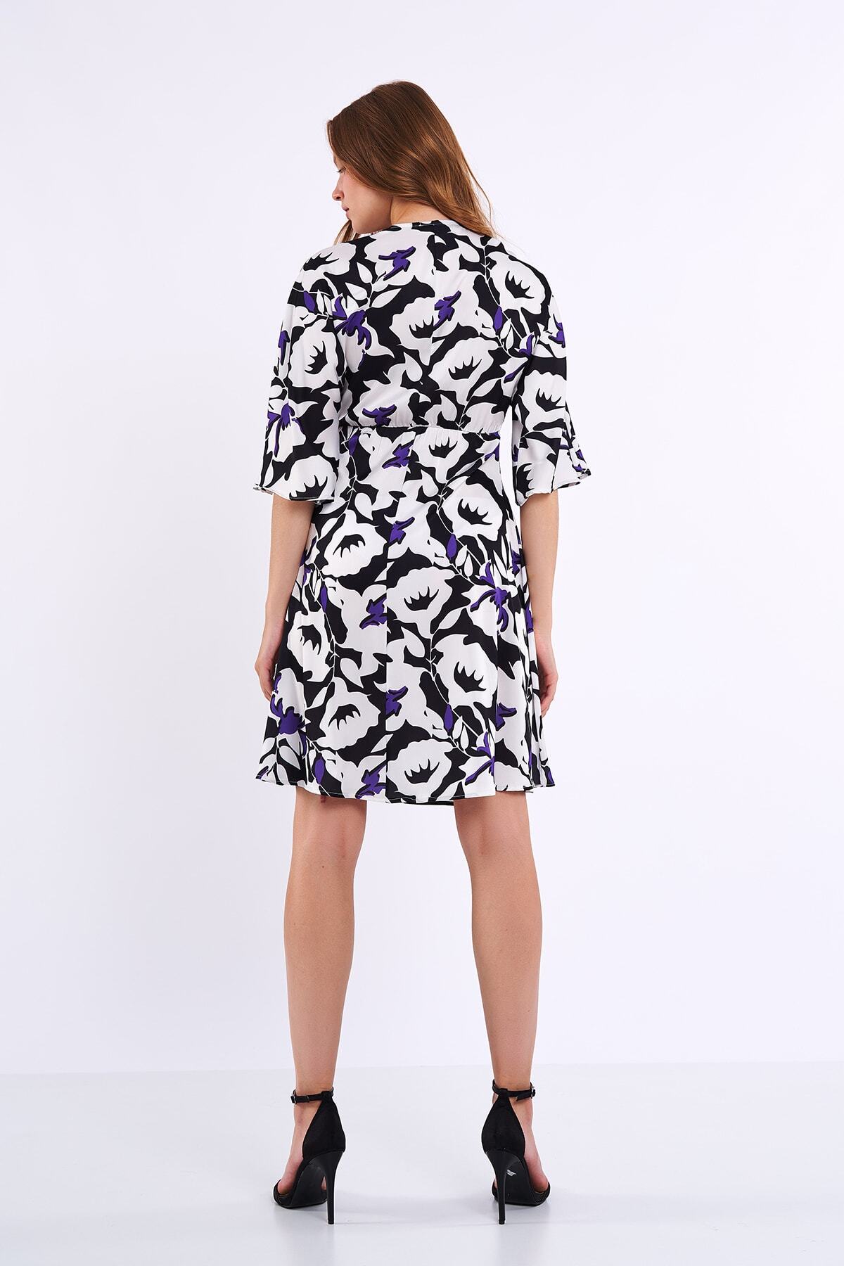 ÇİÇEK DESENLİ MİNİ ELBİSE