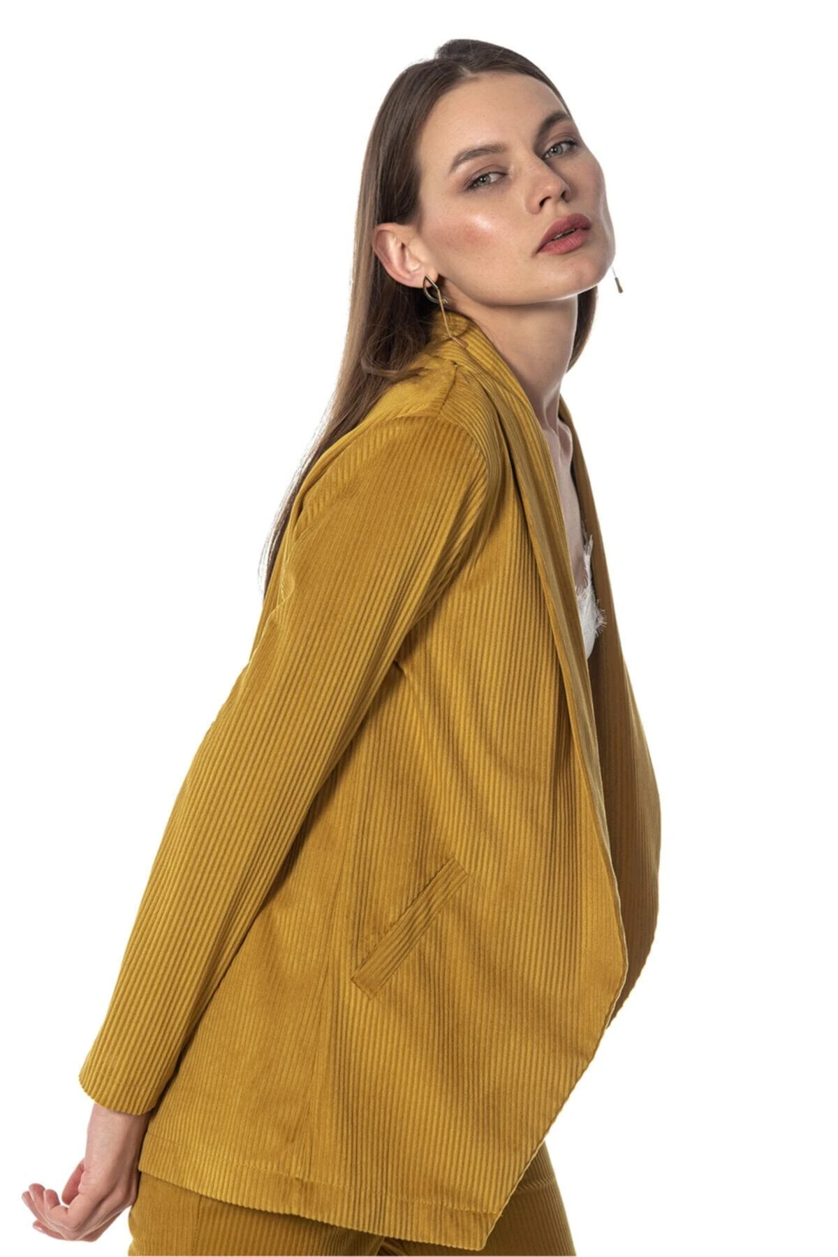 Fitilli Kadife Bej Blazer Kadın Ceket