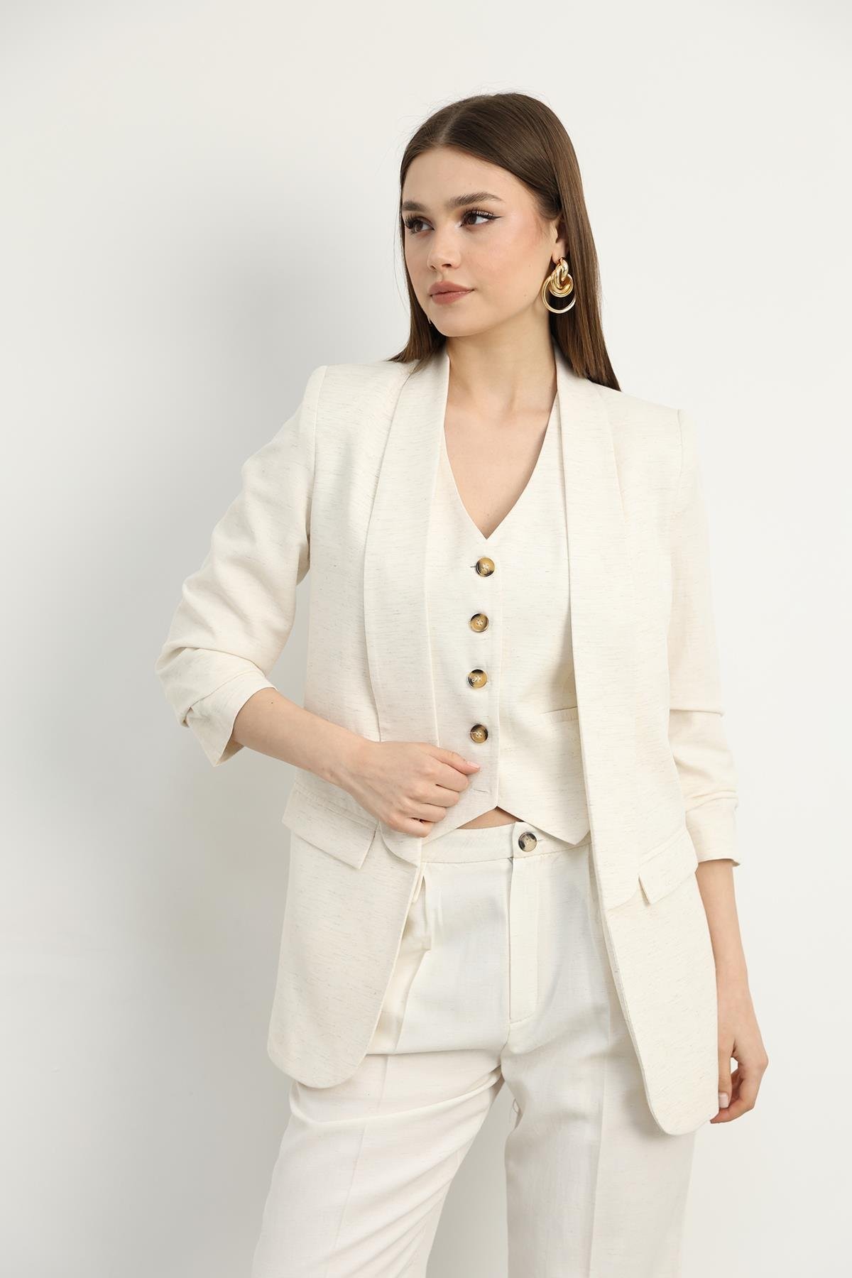 Detaylı Ekru Blazer Ceket