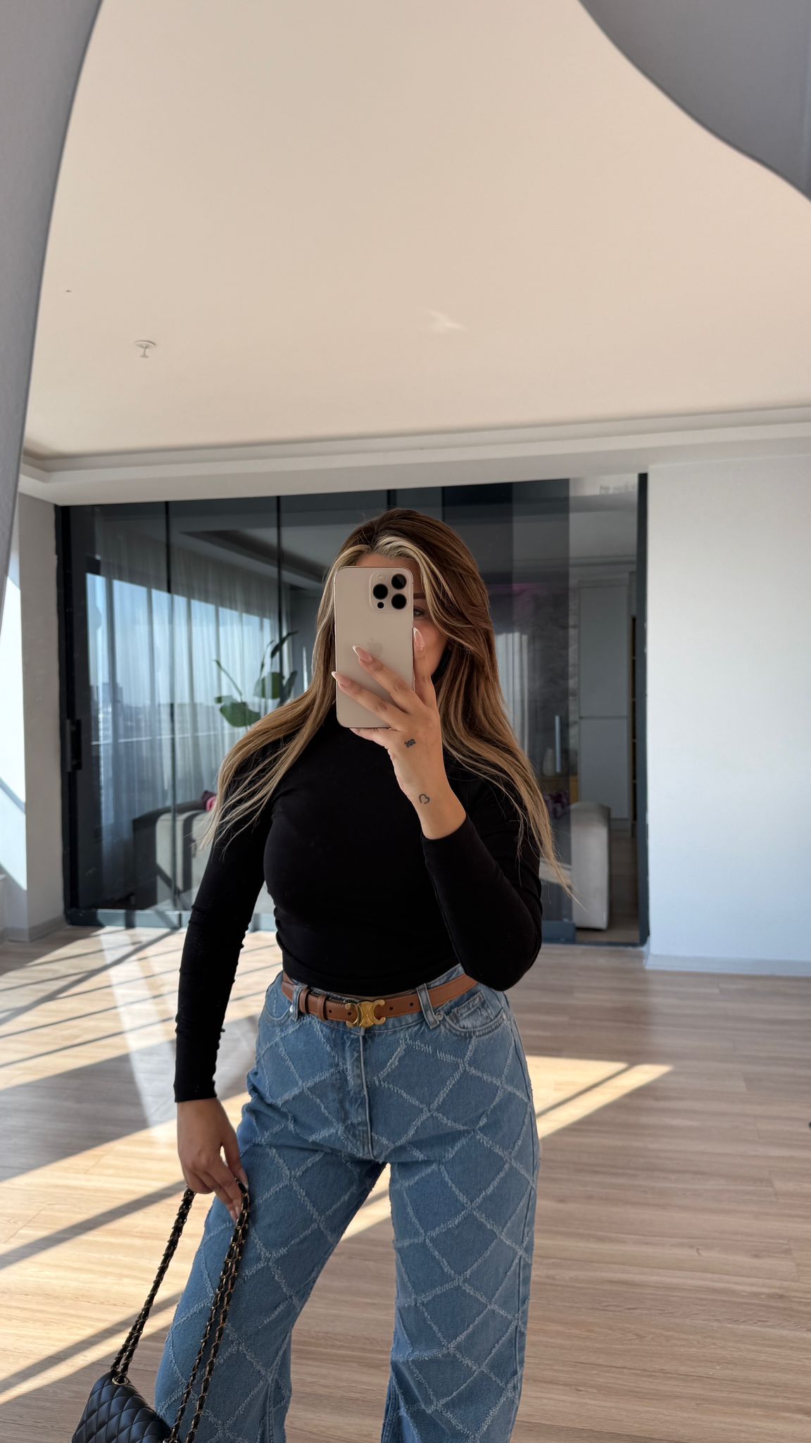 YAN BÜZGÜLÜ BASİC BODY - SİYAH