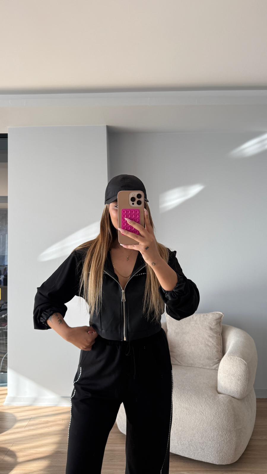 DERİ ZIMBA DETAYLI TAKIM