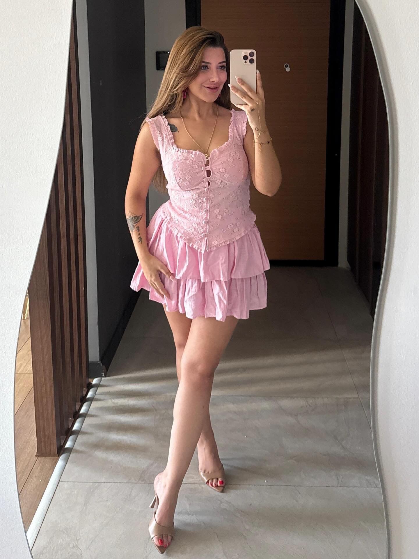 AİS DANTEL DETAYLI BLUZ