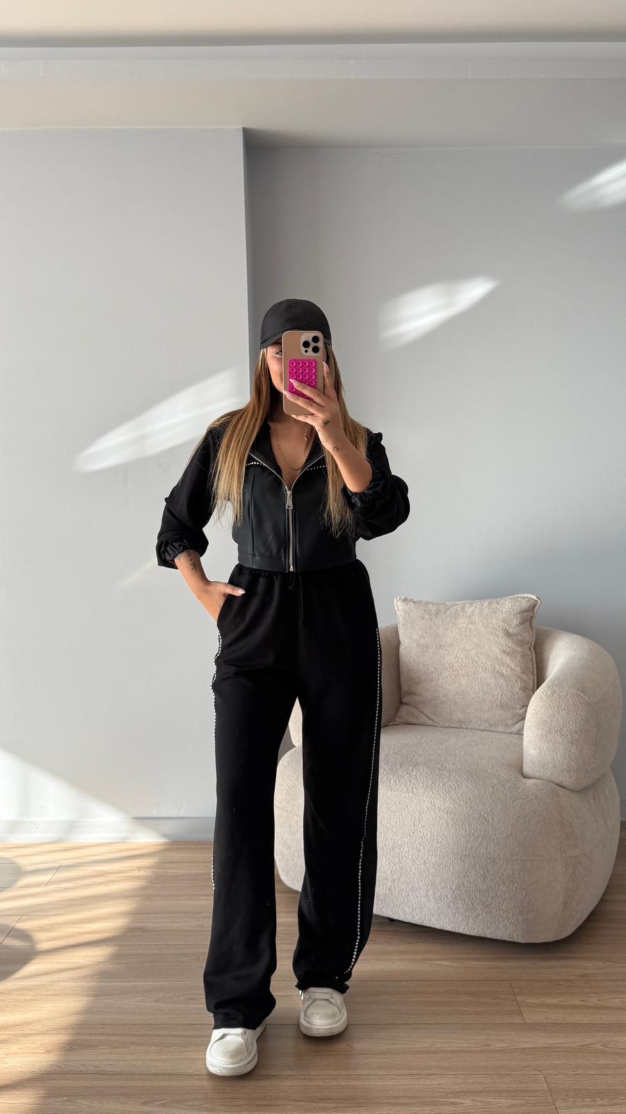 DERİ ZIMBA DETAYLI TAKIM