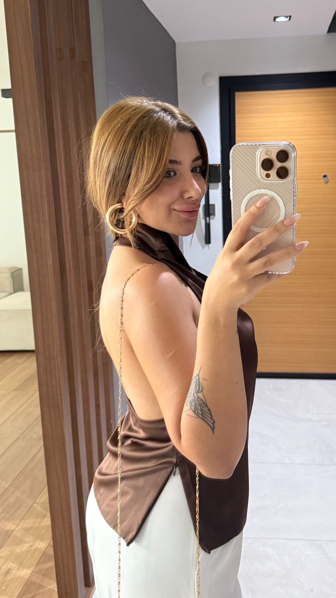 EVA SIRT DETAYLI BLUZ