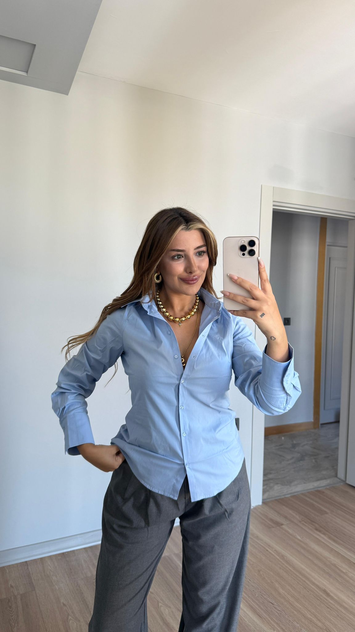 JENY GÖMLEK