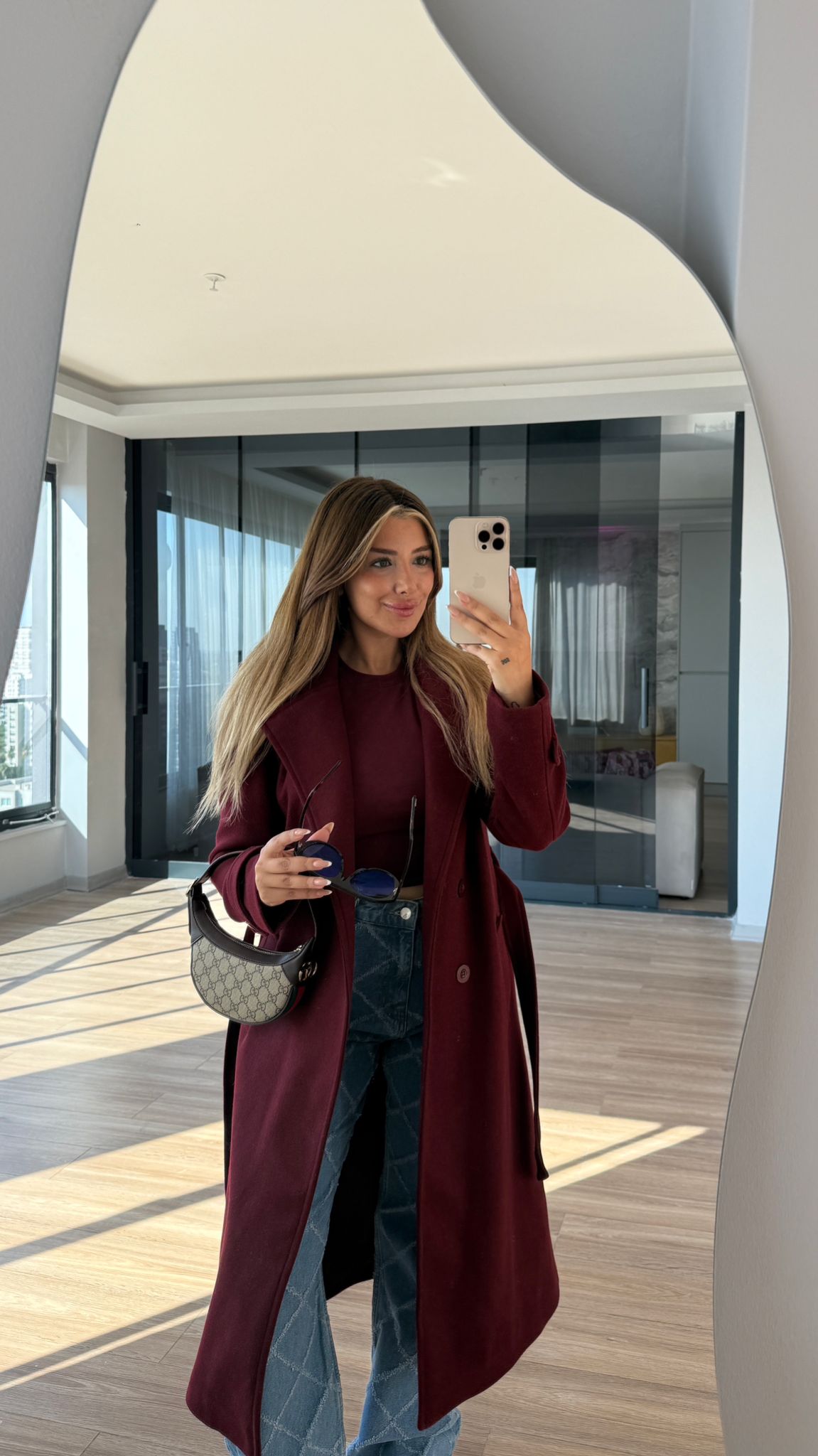 VENESSA KAŞE KABAN