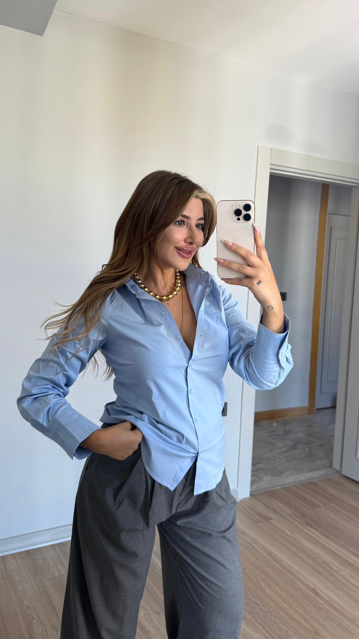 JENY GÖMLEK