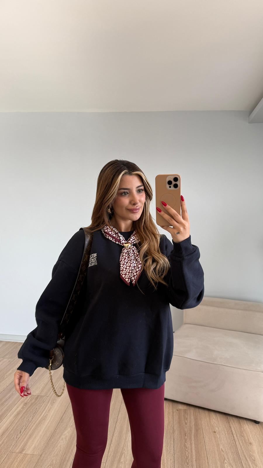 LİYA FULAR DETAYLI SWEAT