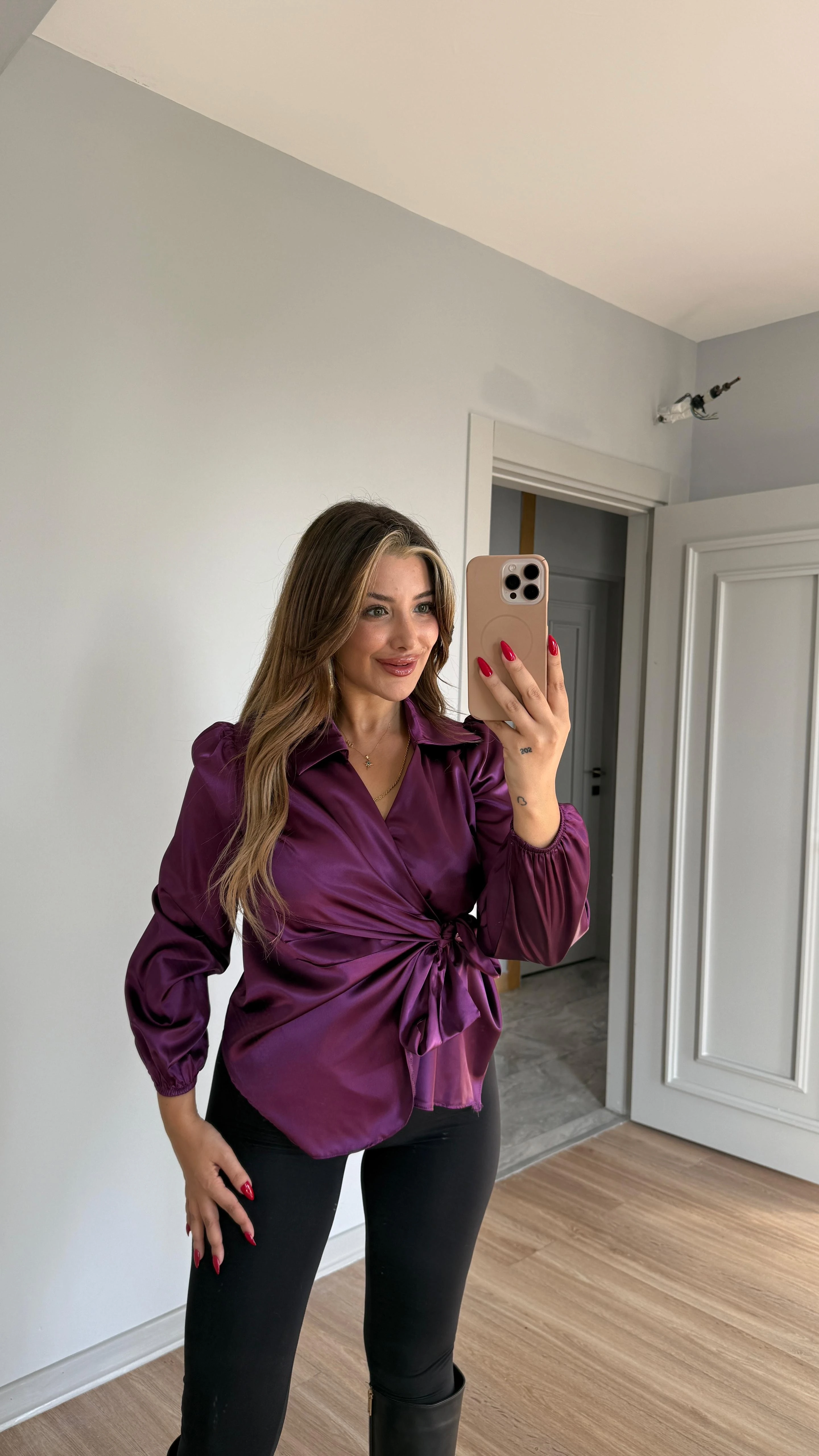 BAĞLAMALI SATEN GÖMLEK - mürdüm