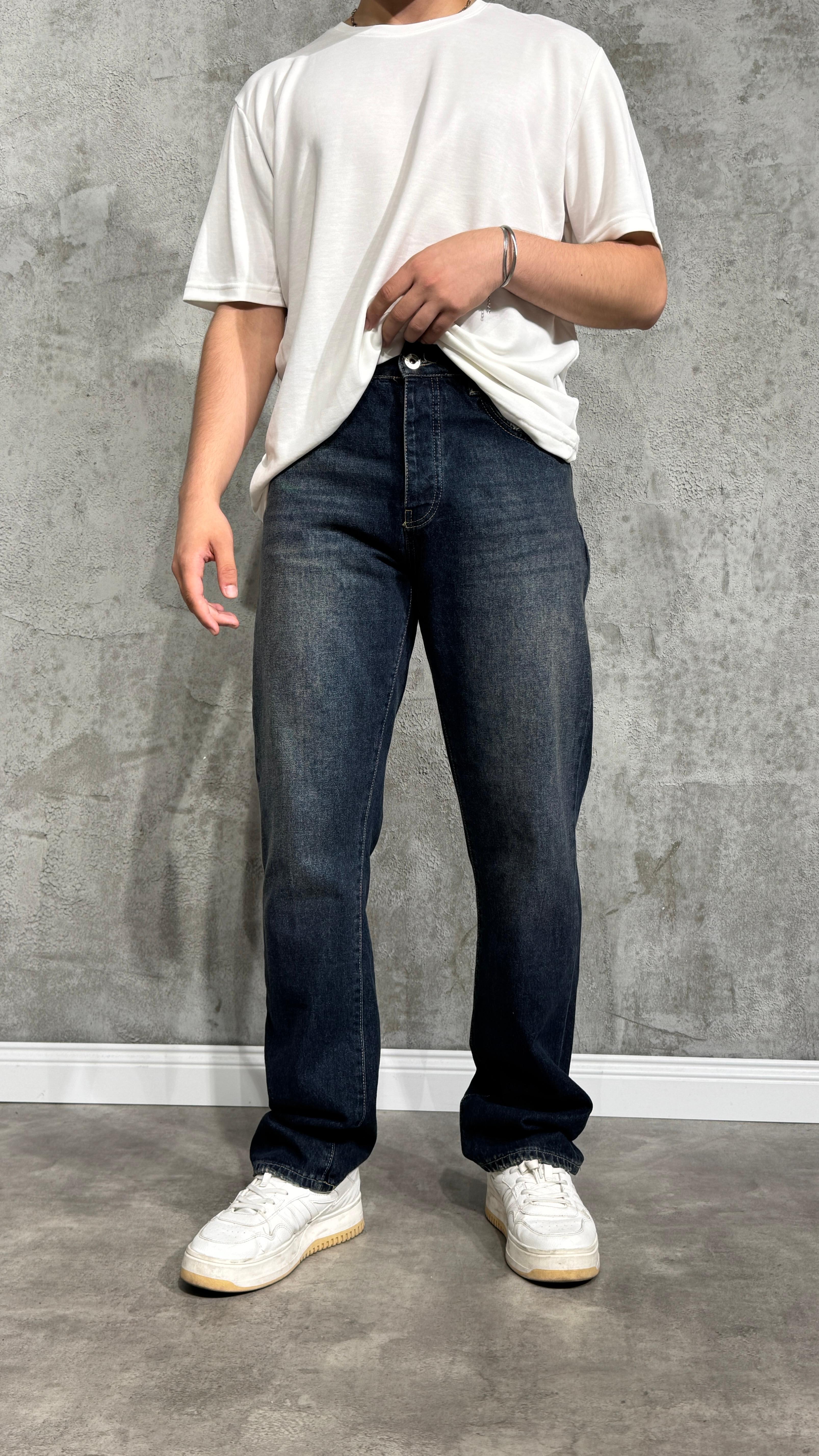 Erkek Koyu Lacivert Yıkamalı Straight Fit Kot Pantolon