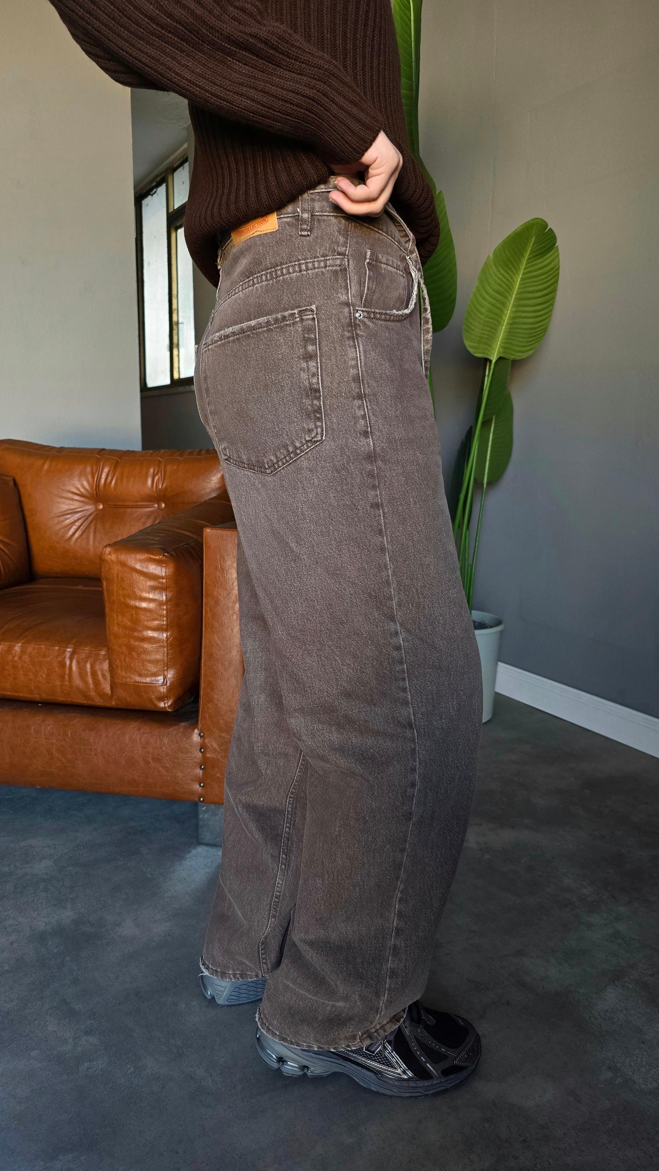 Kemer Detaylı Vintage Baggy Jean