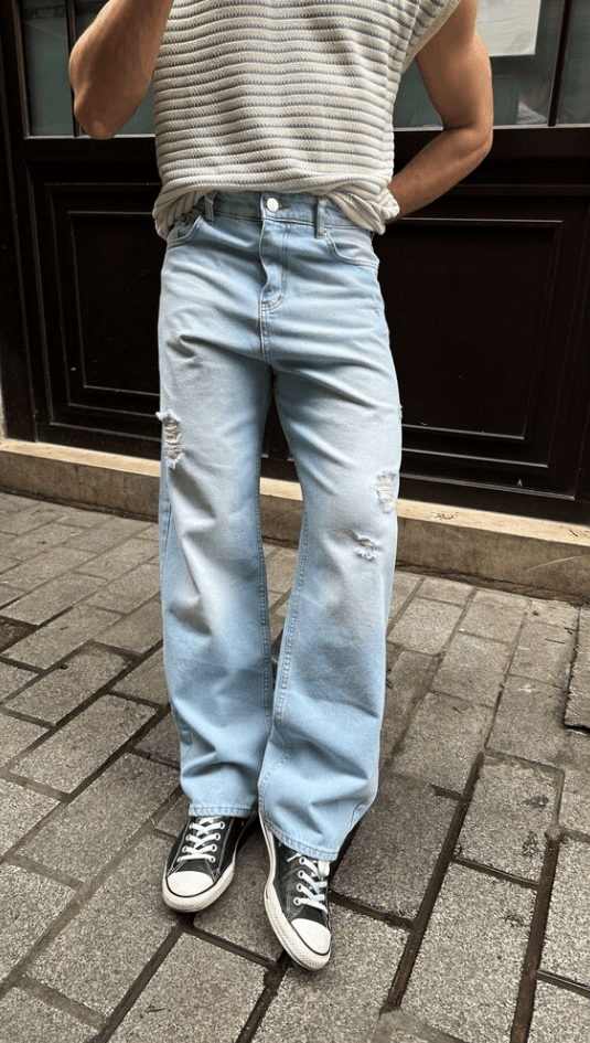  Baggy Jeans