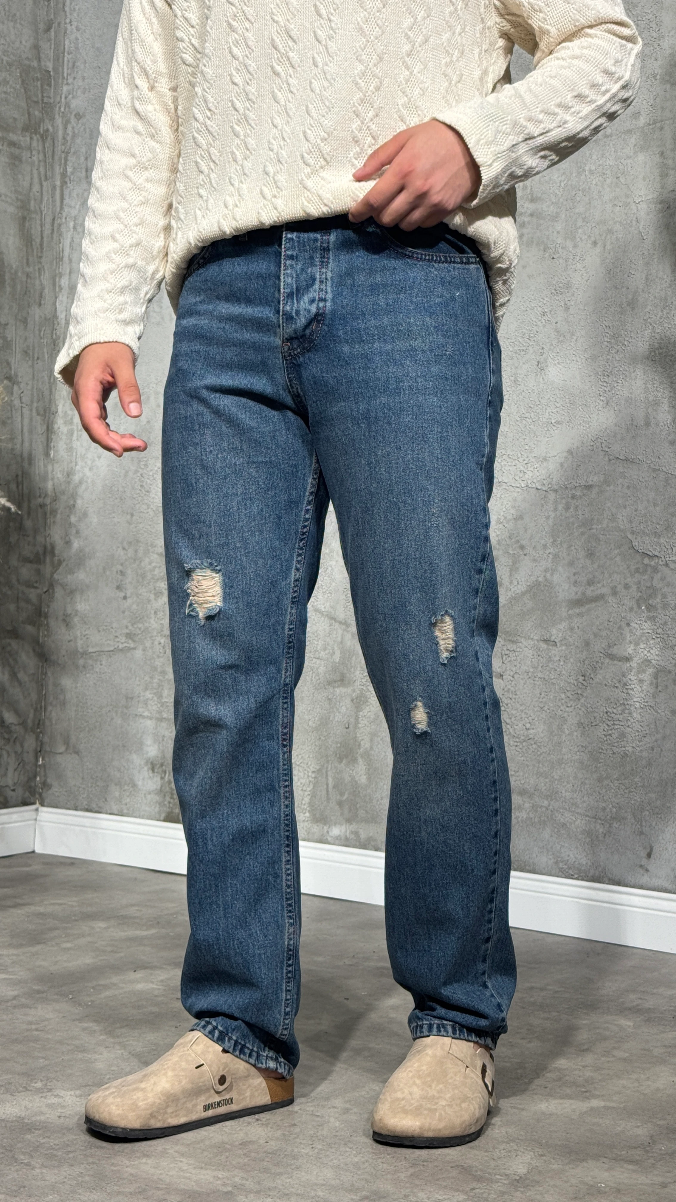 Erkek Minimal Yırtık Detaylı Normal Kalıp Kot Pantolon