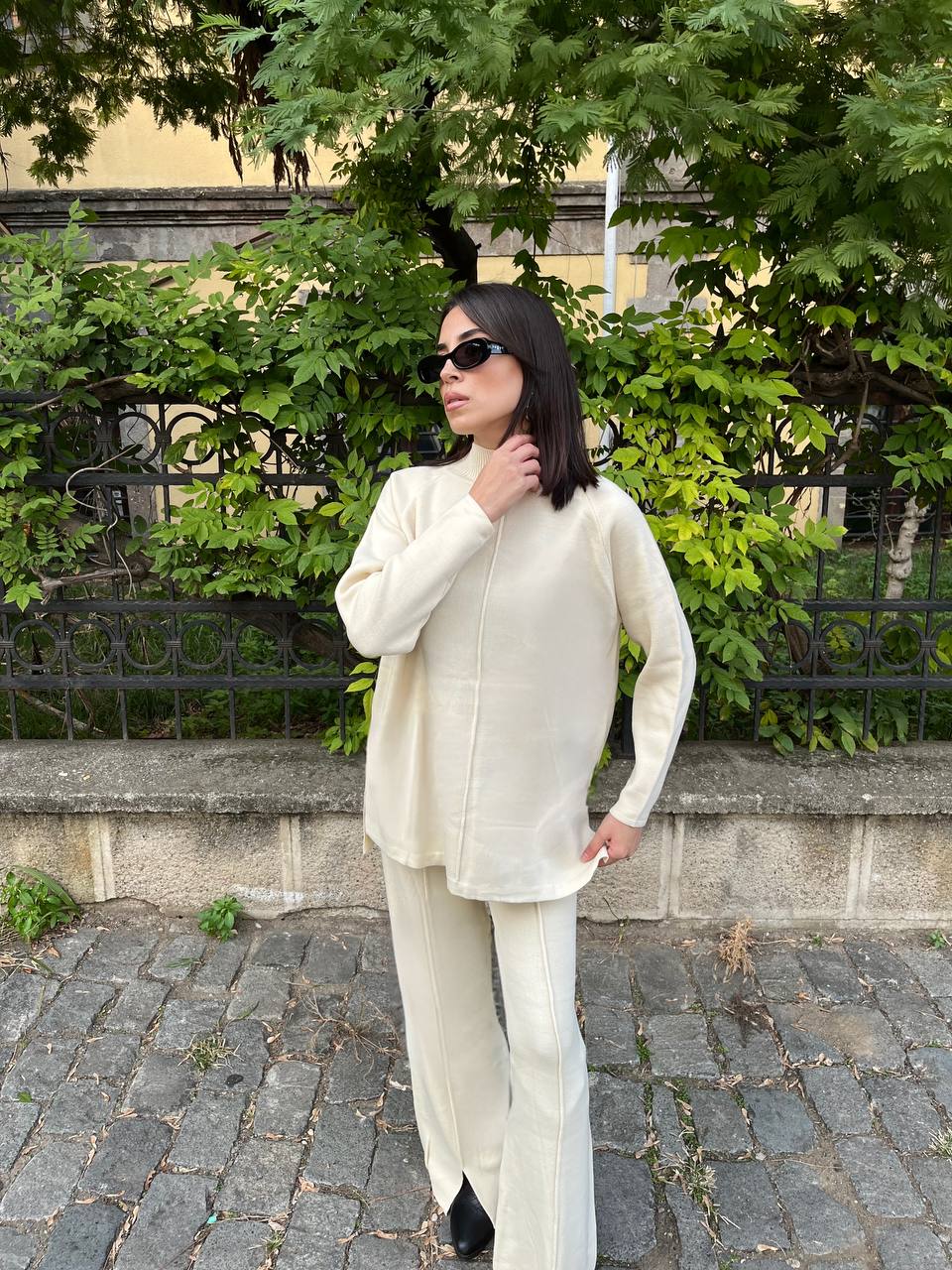 Paça Detaylı Triko Takım - Beyaz