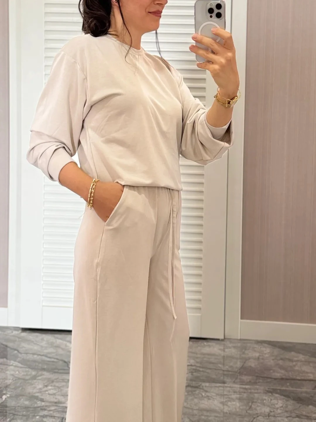 Yumuşak Kumaş Eşofman Takımı