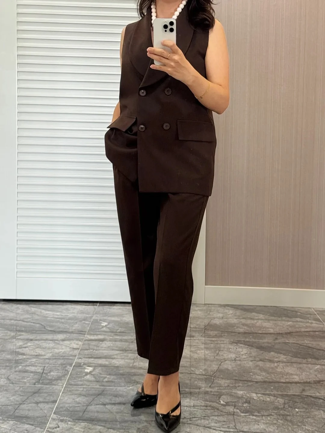 Kruvaze Yelekli Takım - Kahverengi