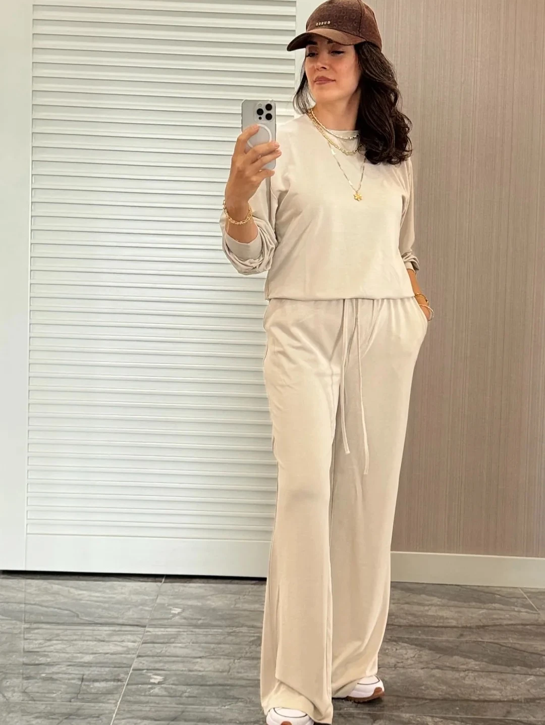 Yumuşak Kumaş Eşofman Takımı