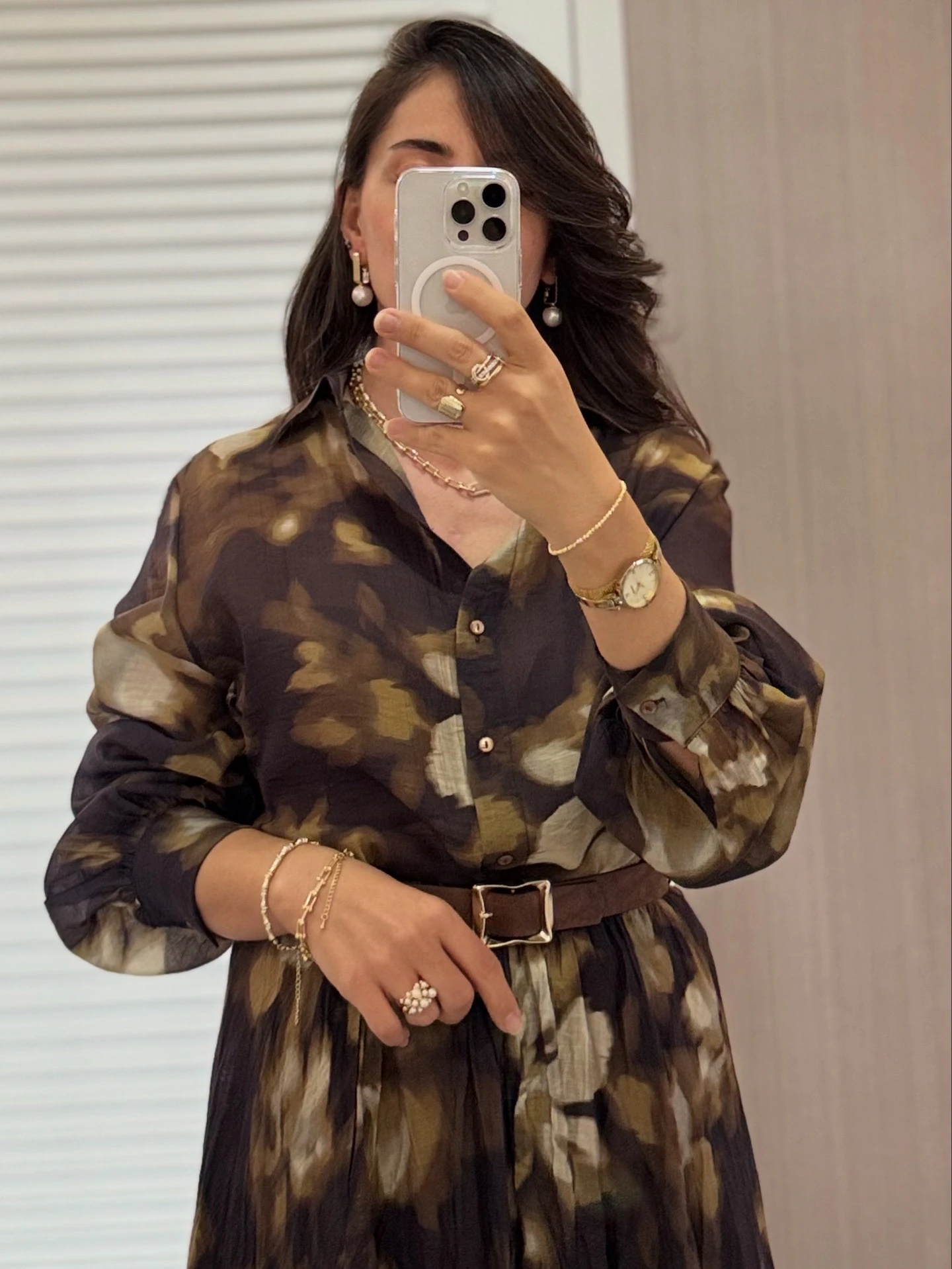 Şifon Gömlek ve Kraşlı Kloş Etek Takımı - Kahverengi